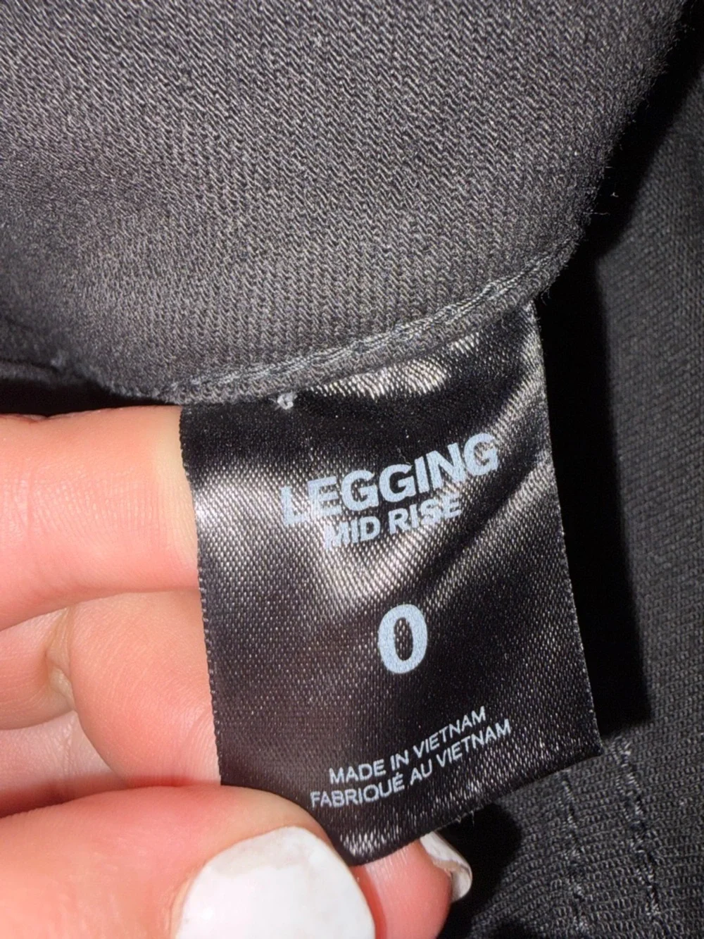 Express Women's Black Ripped Skinny Jeans - Picture 2 of 3